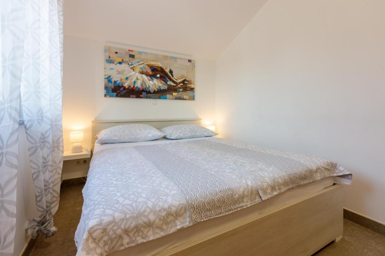 Anton 1 Apartment Криквеница Екстериор снимка