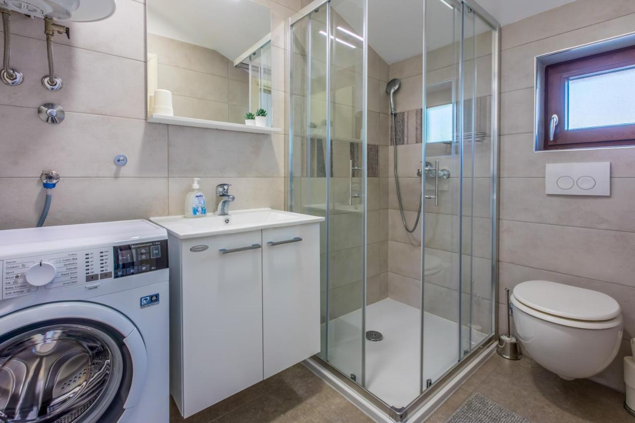 Anton 1 Apartment Криквеница Екстериор снимка
