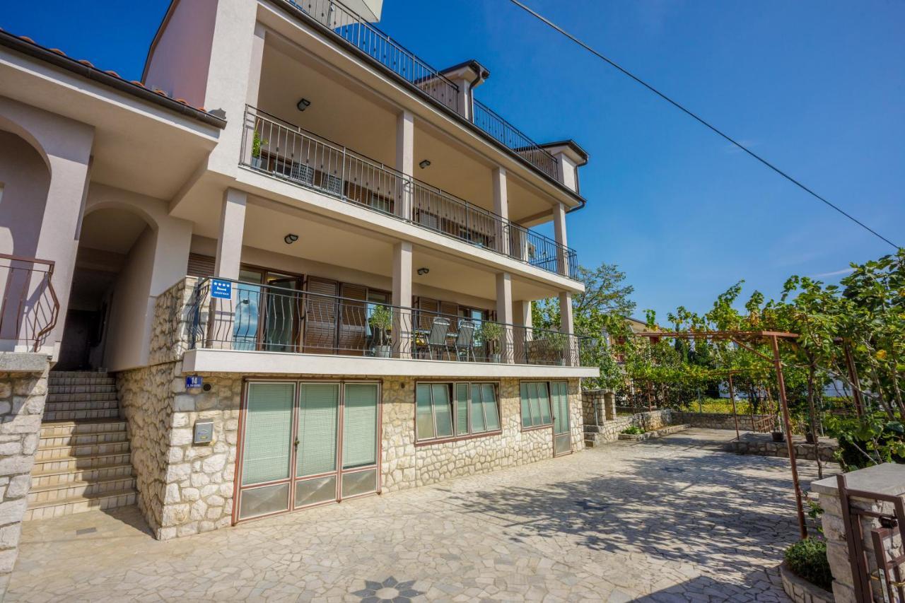 Anton 1 Apartment Криквеница Екстериор снимка